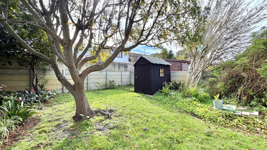 3 Bedroom Property for Sale in Heuningkloof Western Cape